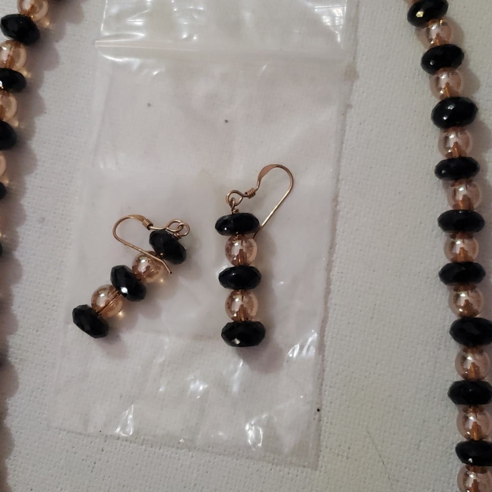 Jewelry - Picture 2 of 3
